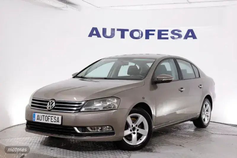 Oro Usado 2011 VW Passat Edition Berlina | 10.750 € (Precio justo) - Imagen 1/4