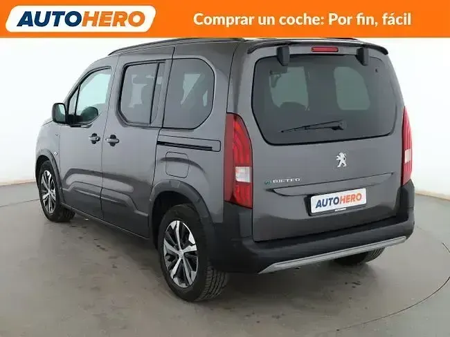 Usado Peugeot e-Rifter GT 100 kW (136 CV) 2023 Gris Monovolumen
