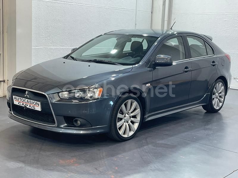 Gris / plata Usado 2009 Mitsubishi Lancer Sportback Motion Berlina | 6000 € (Caro) - Imagen 1/4