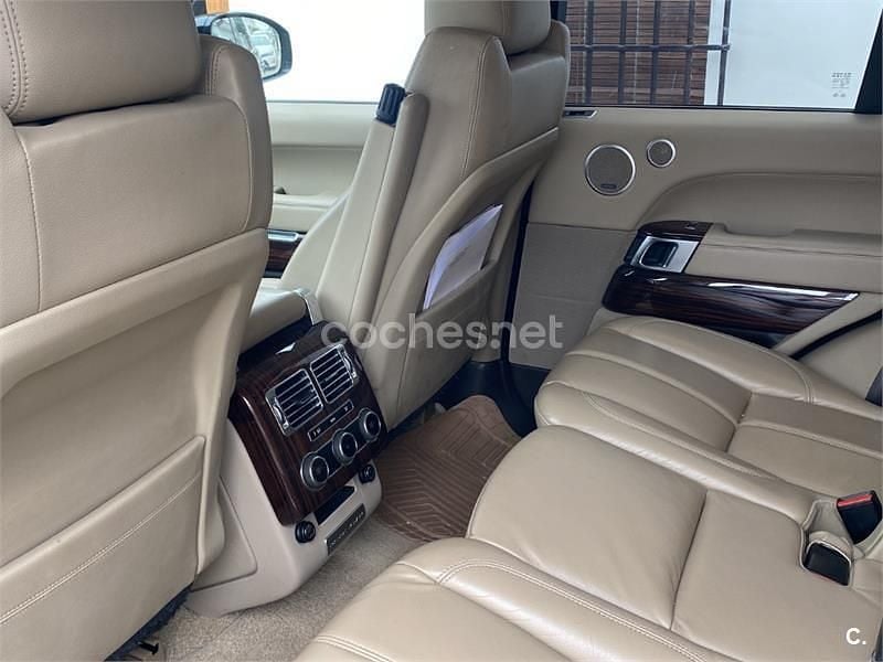 Usado Land Rover Range Rover Vogue 258 CV (189 kW) 2013 Negro SUV