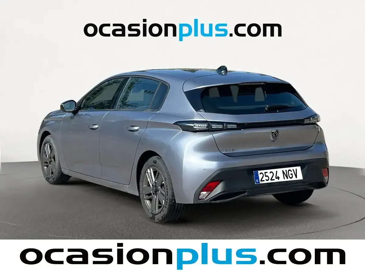 Usado Peugeot 308 Active 130 CV (95 kW) 2024 Gris Berlina