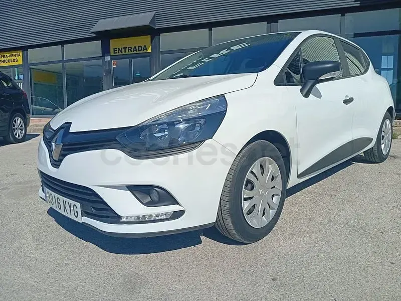Usado Renault Clio IV Business 75 CV (55 kW) 2019 Blanco Berlina