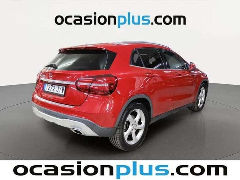 Usado Mercedes GLA200 Urban 136 CV (100 kW) 2017 Rojo SUV