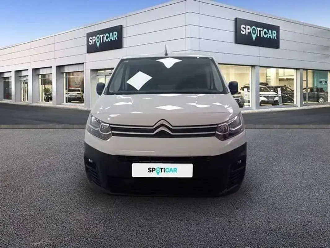 Usado Citroën Berlingo 102 CV (75 kW) 2022 Blanco Monovolumen