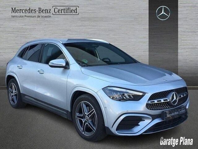 Usado Mercedes GLA200 150 CV (110 kW) 2026 Plata hightech SUV