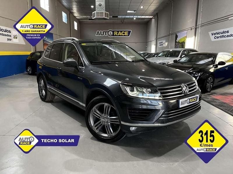 Gris / plata Usado 2015 VW Touareg R-line SUV | 20.900 € (Precio justo) - Imagen 1/4