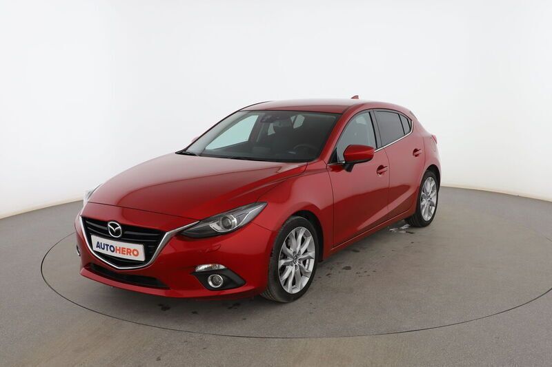 Rojo Usado 2016 Mazda 3 Luxury Utilitario | 13.699 € (Un poco caro) - Imagen 1/4