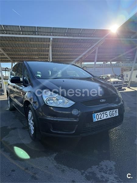 Usado Ford S-MAX Trend 140 CV (102 kW) 2008 Negro Monovolumen