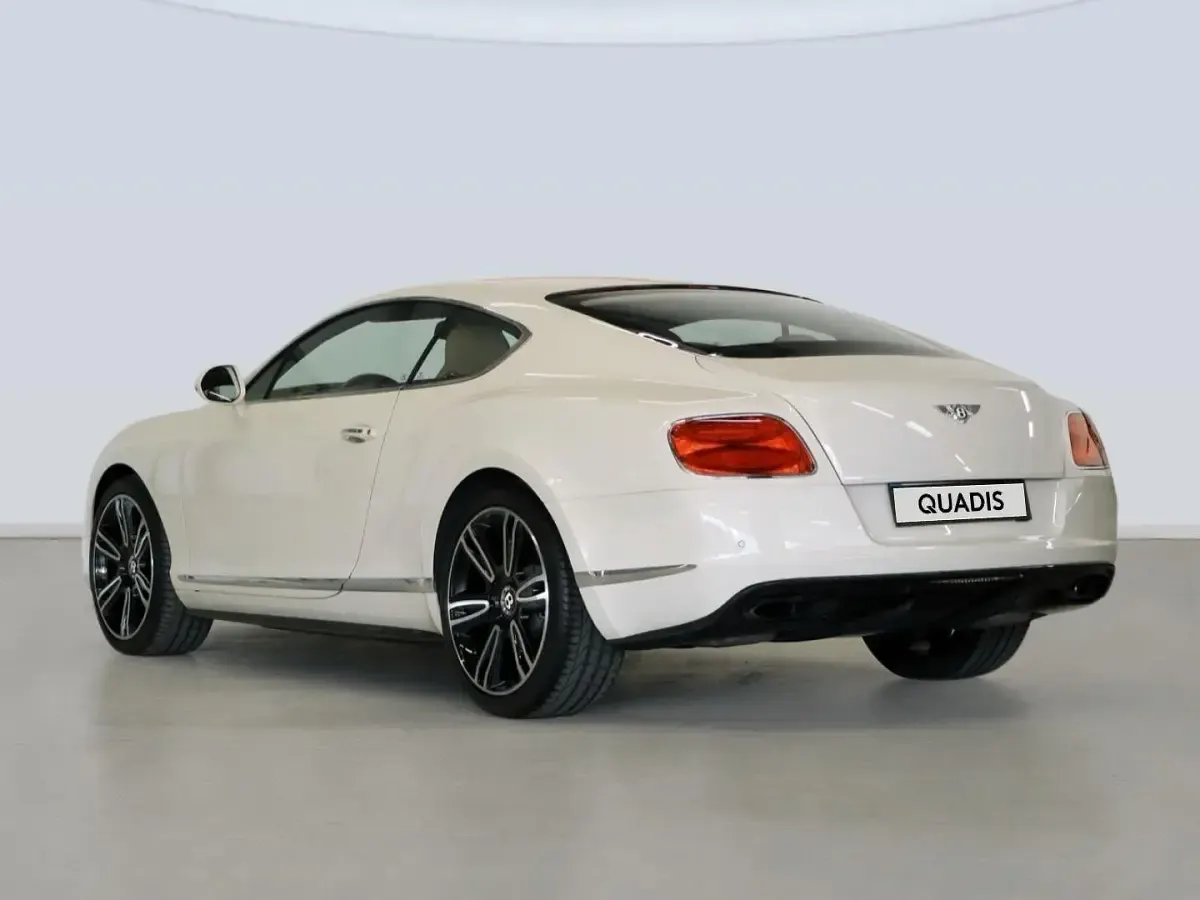 Usado Bentley Continental GT 507 CV (372 kW) 2013 Blanco Coupe