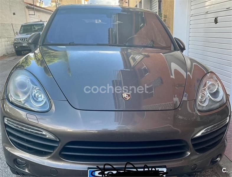 Gris / plata Usado 2011 Porsche Cayenne SUV | 19.900 € - Imagen 1/4
