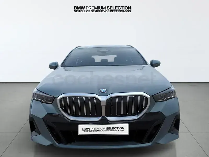 Nuevo BMW 520 Comfort Edition 197 CV (144 kW) 2026 Verde Familiar