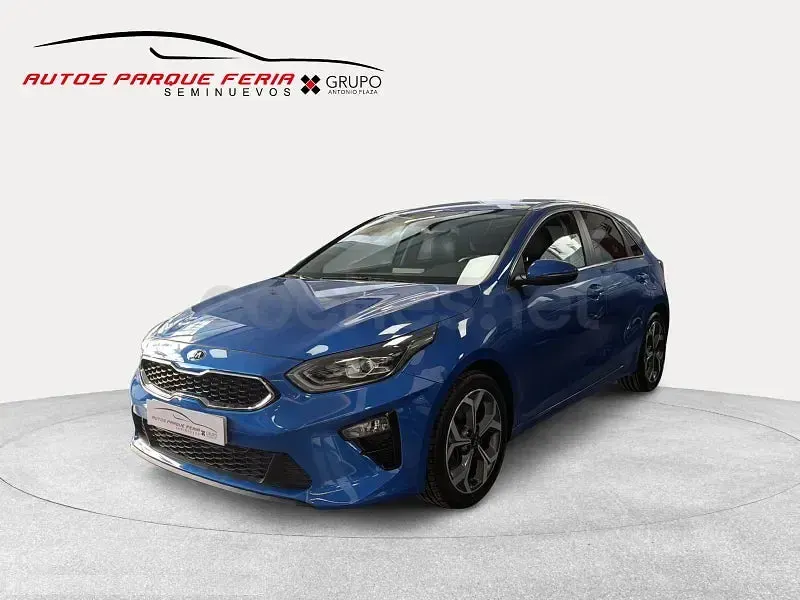 Usado Kia Ceed 120 CV (88 kW) 2021 Azul Utilitario