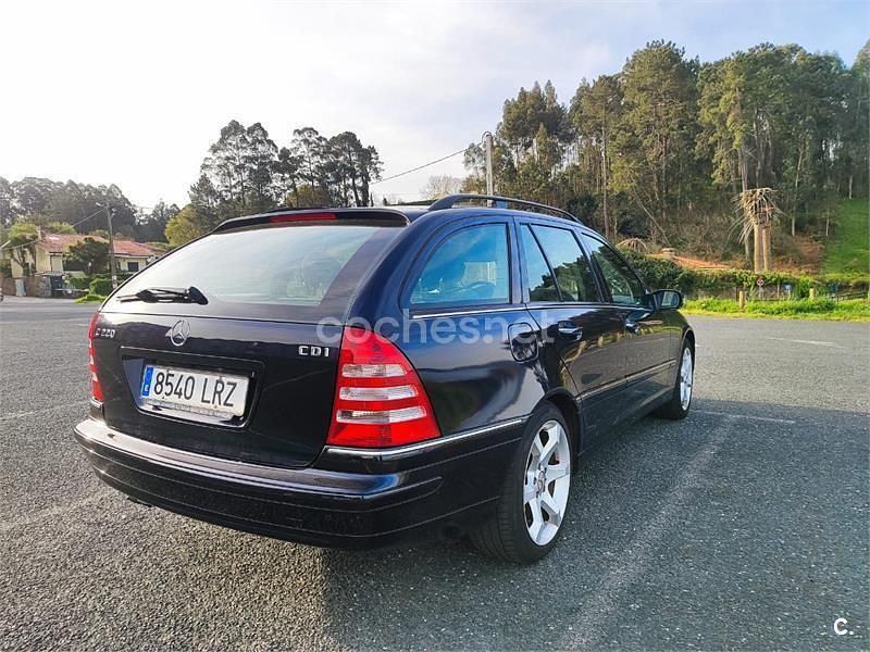 Usado Mercedes C220 Sport Edition 150 CV (110 kW) 2007 Azul Familiar