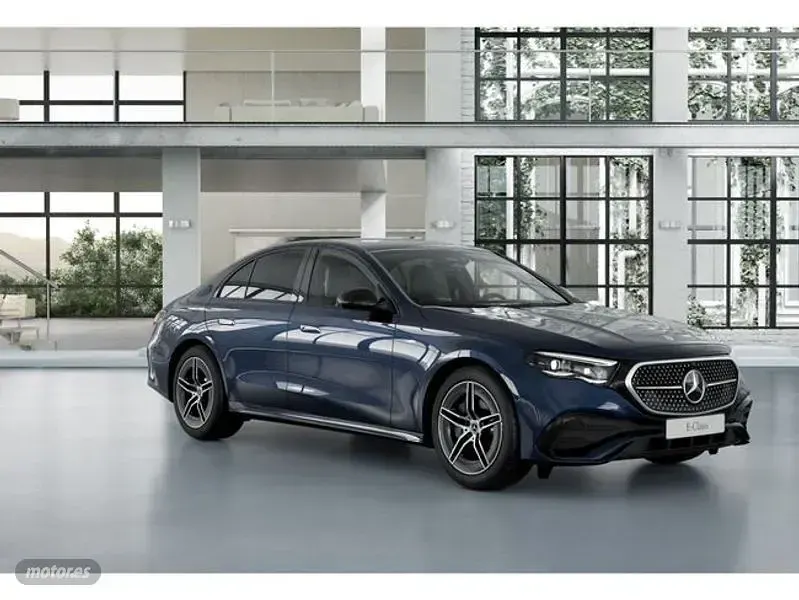 Usado Mercedes E300 313 CV (230 kW) 2025 Azul Berlina