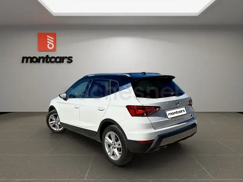 Usado Seat Arona FR 110 CV (80 kW) 2020 Blanco SUV