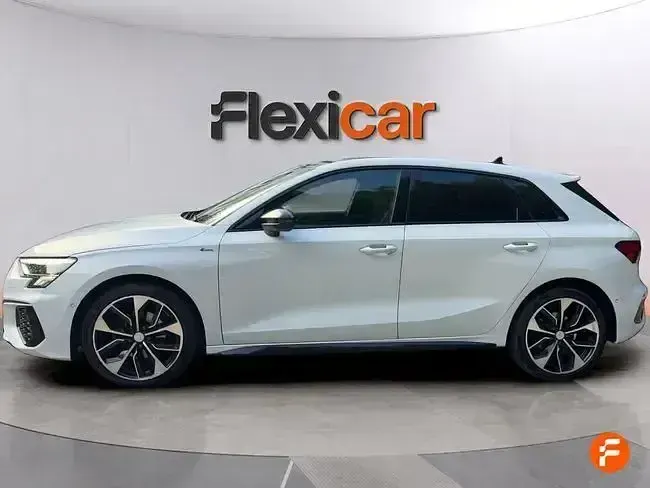 Usado Audi A3 S-Line 150 CV (110 kW) 2022 Blanco Berlina