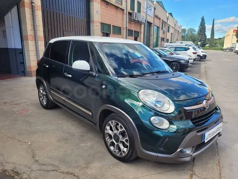 Usado Fiat 500L Cross 120 CV (88 kW) 2017 Verde Monovolumen