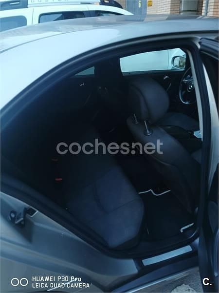 Usado Mercedes C220 Avantgarde 150 CV (110 kW) 2007 Beige Berlina