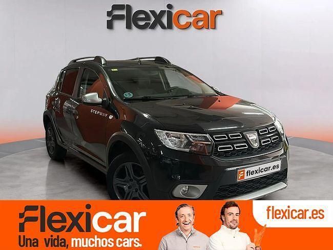 Negro Usado 2017 Dacia Sandero Lauréate Utilitario | 9990 € (Precio justo) - Imagen 1/4