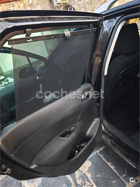 Usado Peugeot 308 SW Access 92 CV (67 kW) 2013 Negro Familiar