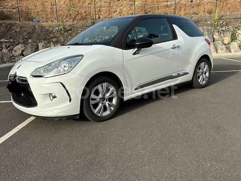 Blanco Usado 2015 Citroën C3 Attraction Utilitario | 4999 € (Buen precio) - Imagen 1/4