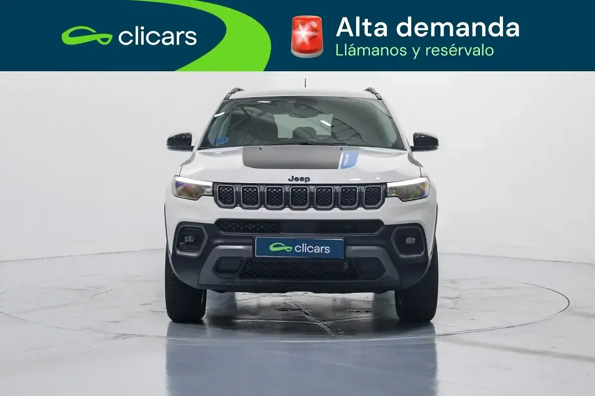 Usado Jeep Compass Trailhawk 240 CV (176 kW) 2024 Blanco SUV