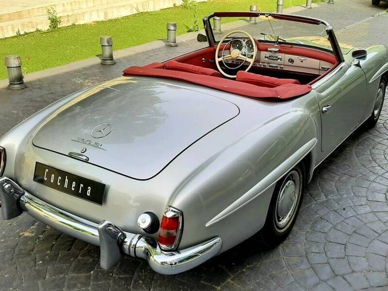 Usado Mercedes 190 105 CV (77 kW) 1957 Plateado Berlina