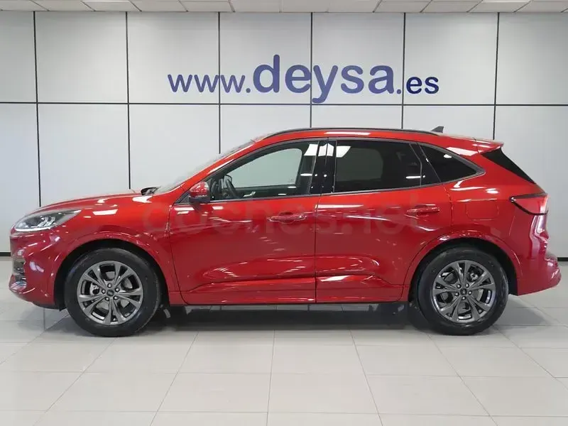 Usado Ford Kuga ST-Line 190 CV (139 kW) 2023 Rojo SUV