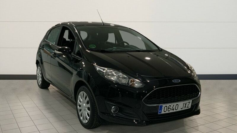 Negro Usado 2017 Ford Fiesta Trend Utilitario | 9500 € (Precio justo) - Imagen 1/4