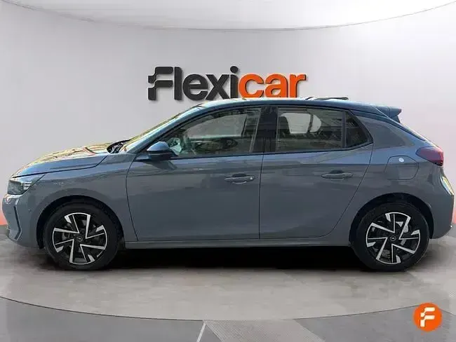 Usado Opel Corsa 100 CV (73 kW) 2024 Gris Utilitario