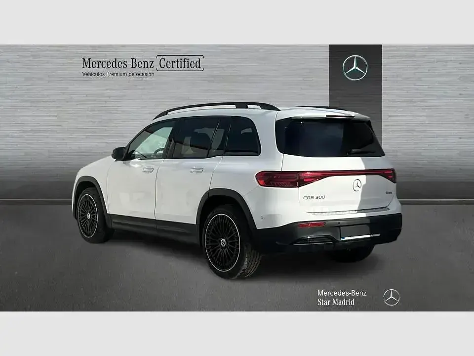 Usado Mercedes EQB300 167 kW (228 CV) 2024 Blanco SUV
