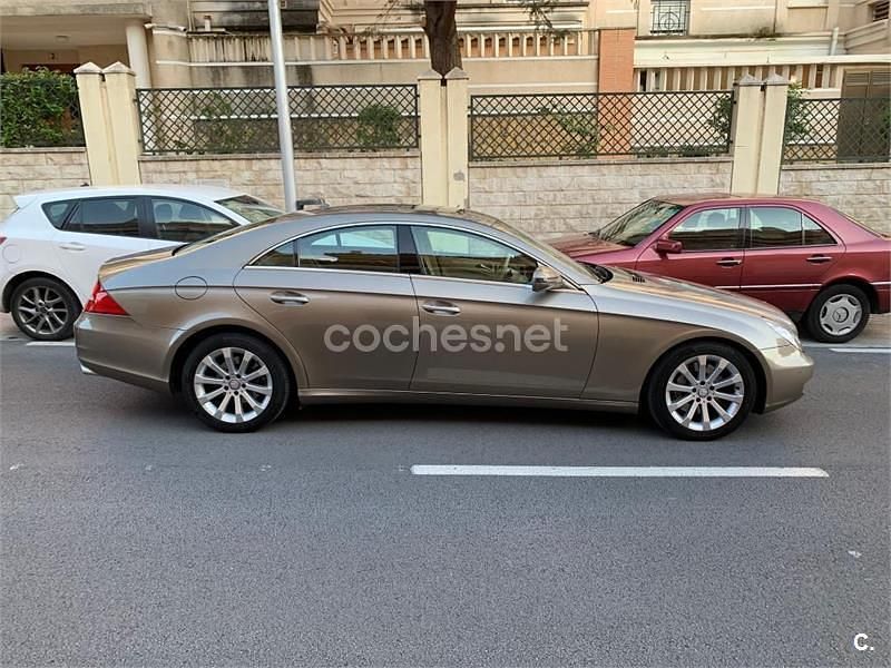 Beige Usado 2009 Mercedes CLS350 Berlina | 9500 € (Precio justo) - Imagen 1/4