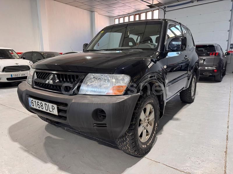 Negro Usado 2005 Mitsubishi Montero SUV | 9990 € (Precio justo) - Imagen 1/4