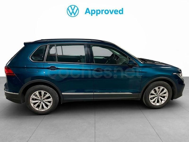 Usado VW Tiguan 130 HP (95 kW) 2022 Azul SUV
