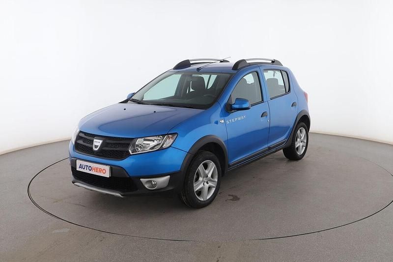 Azul Usado 2014 Dacia Sandero Stepway Utilitario | 9399 € (Un poco caro) - Imagen 1/3
