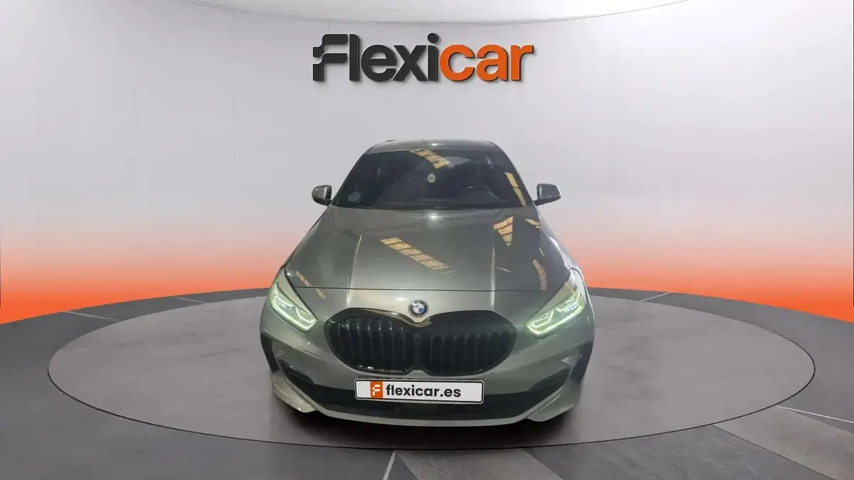 Usado BMW 118 150 CV (110 kW) 2022 Gris Berlina