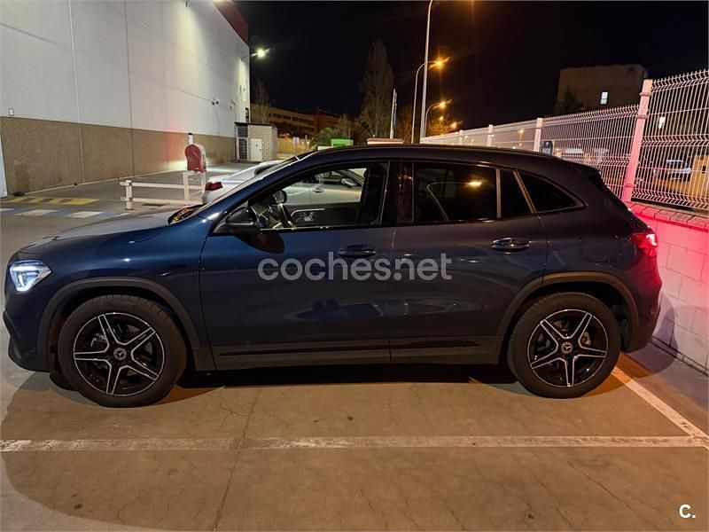 Usado Mercedes GLA250 218 CV (160 kW) 2021 Azul SUV