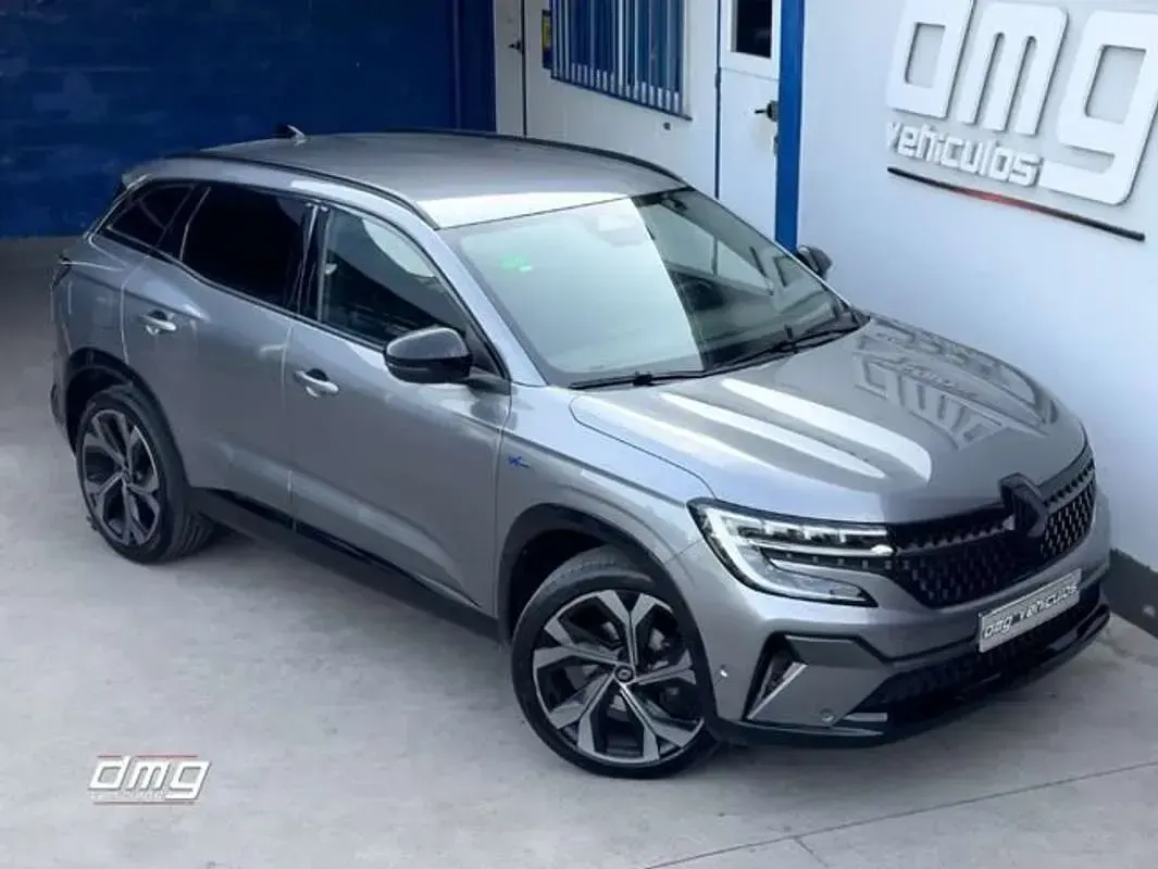 Usado Renault Austral Techno Esprit Alpine 158 CV (116 kW) 2024 Gris SUV