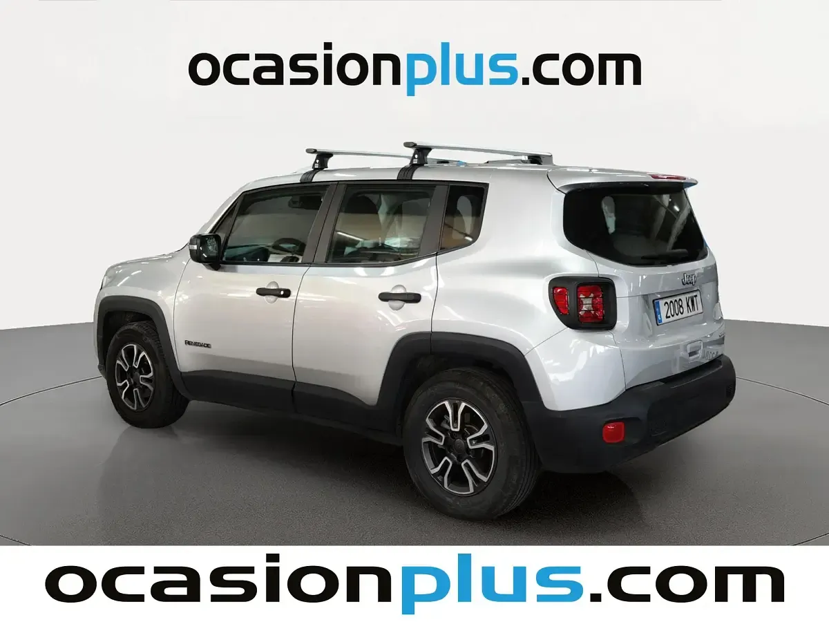 Usado Jeep Renegade Sport 120 CV (88 kW) 2019 Gris plata SUV