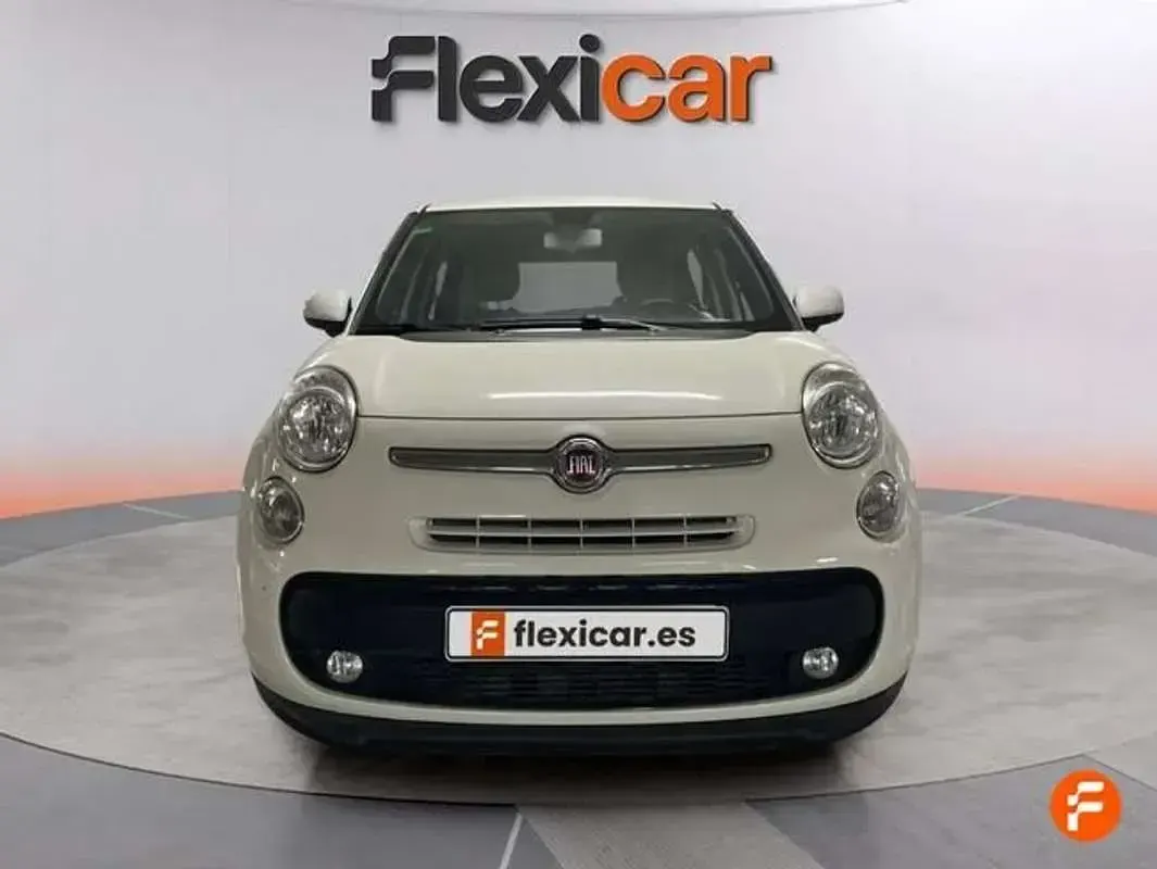 Usado Fiat 500L Trekking 84 CV (61 kW) 2015 Blanco Monovolumen