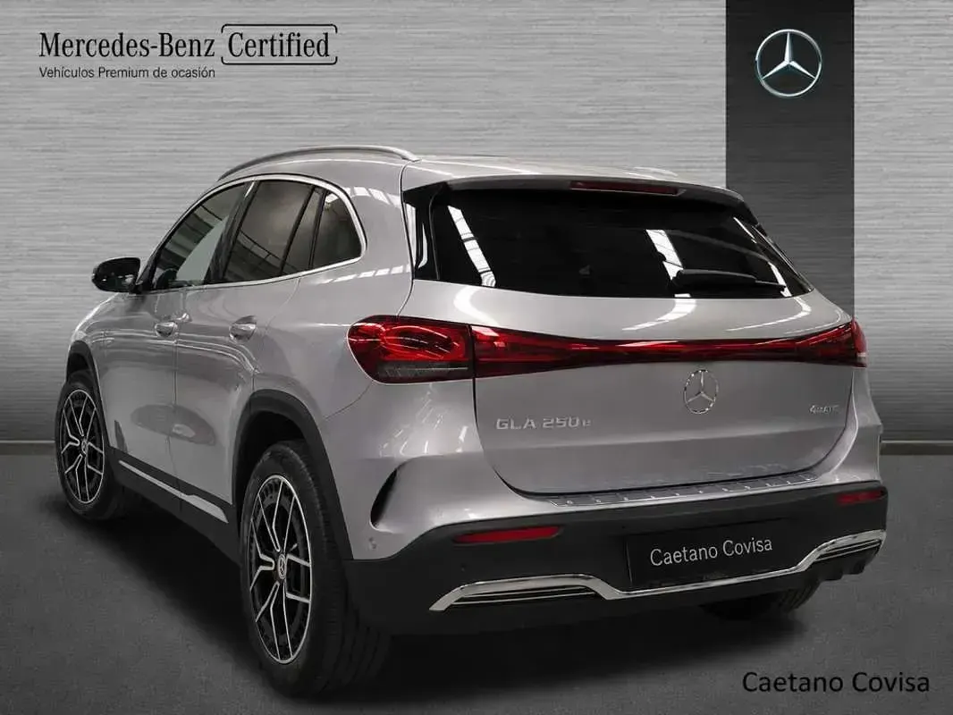 Usado Mercedes EQA300 167 kW (228 CV) 2023 SUV