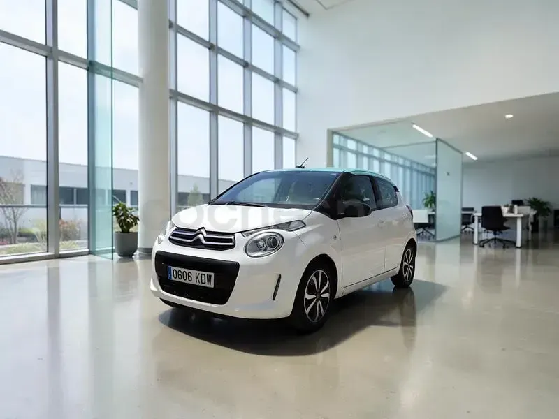 Usado Citroën C1 PureTech 82 CV (60 kW) 2017 Blanco Utilitario