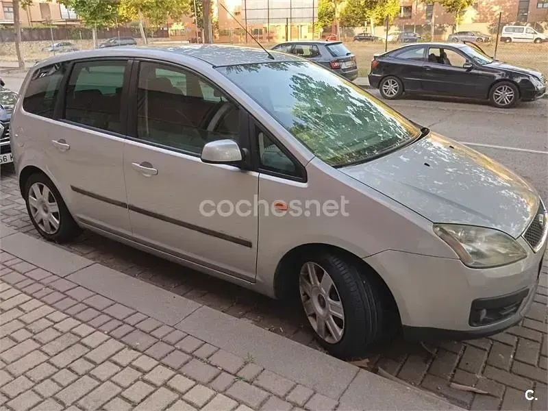 Usado Ford C-MAX Trend 100 CV (73 kW) 2004 Gris / plata Monovolumen