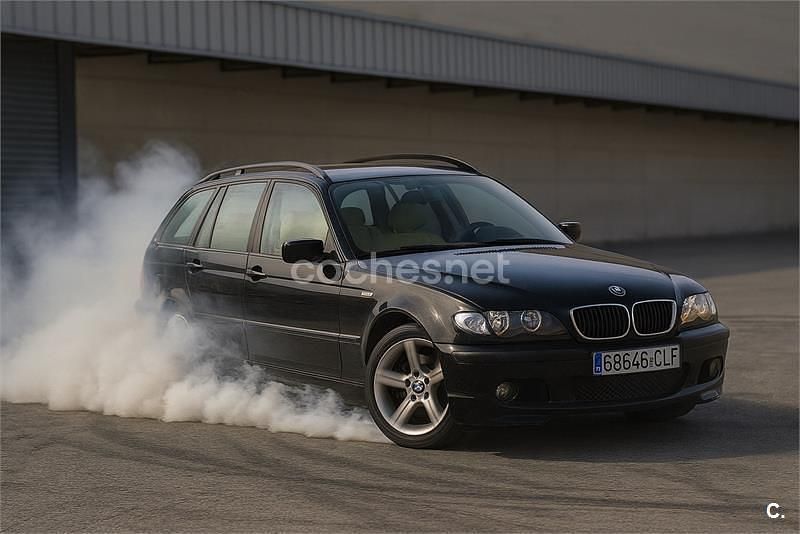 Usado BMW 330 184 CV (135 kW) 2003 Azul Familiar