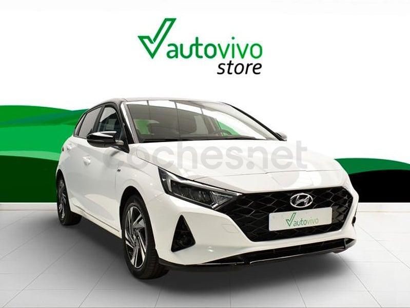 Usado Hyundai i20 100 CV (73 kW) 2023 Blanco Utilitario