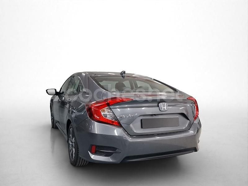 Usado Honda Civic Prestige 182 CV (133 kW) 2020 Beige Berlina