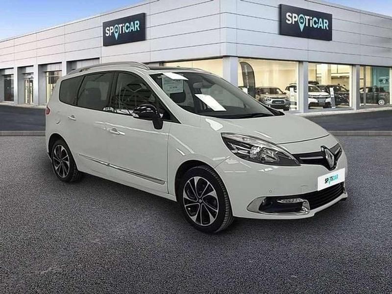 Usado Renault Grand Scénic IV Bose Edition 131 CV (96 kW) 2016 Blanco Monovolumen