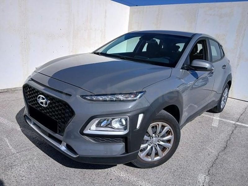 Usado Hyundai Kona 120 CV (88 kW) 2021 Gris / plata SUV