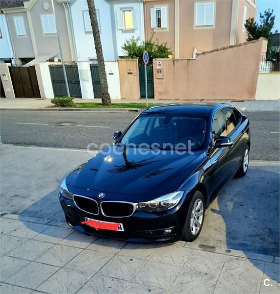 Negro Usado 2018 BMW 318 Gran Turismo Berlina | 13.900 € (Super precio) - Imagen 1/2