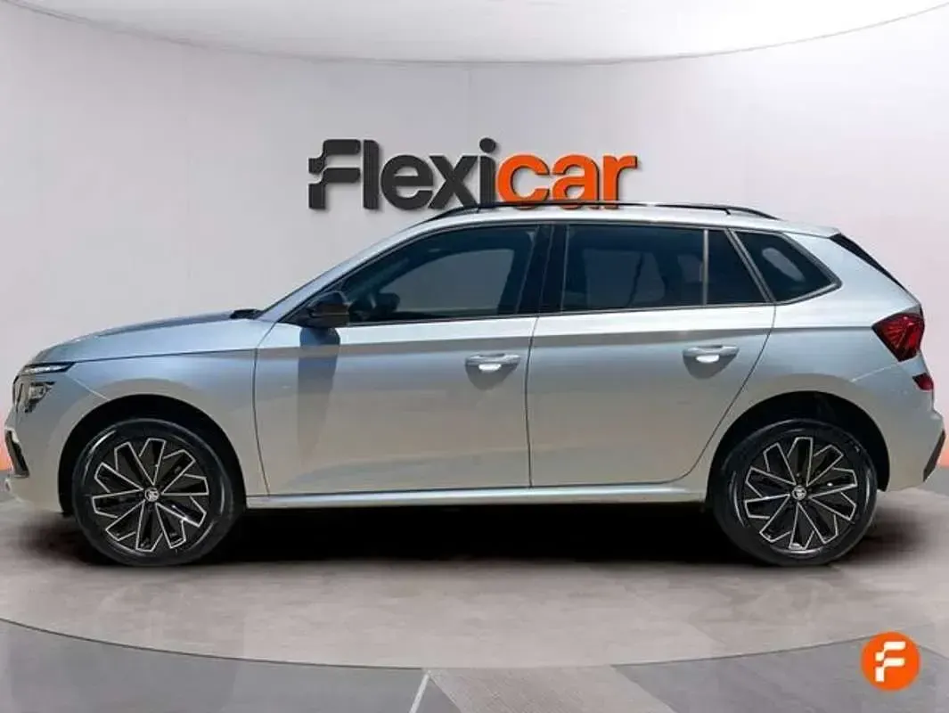 Usado Skoda Kamiq Monte Carlo 116 CV (85 kW) 2024 Gris SUV